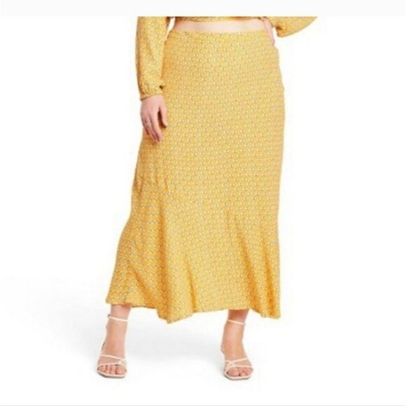 RHODE Yellow Wrap Dress with Billowy Sleeves - Picture 2 of 9